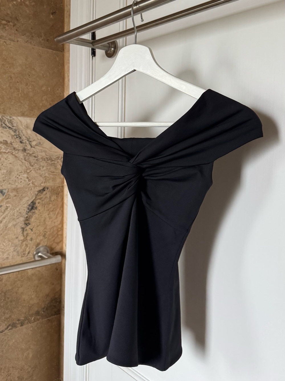 Aritzia Contour Twist Off-Shoulder Top - Black, XS, NWOT
